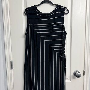 White House Black Market Geometric Black and White Midi Dress